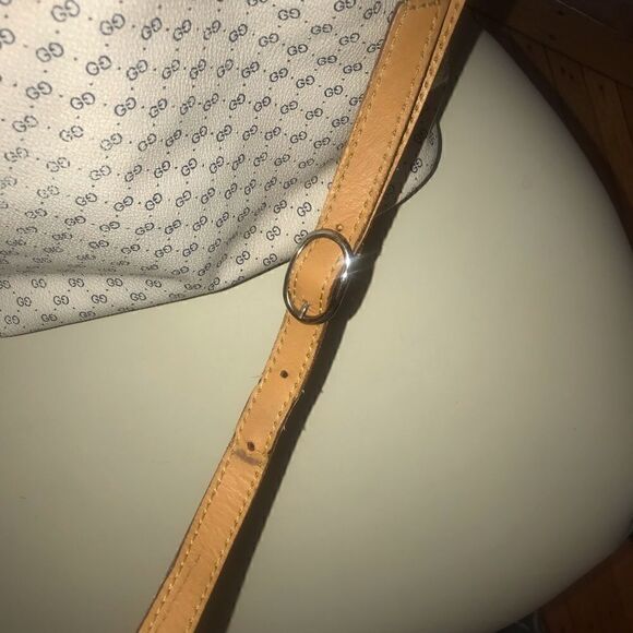 Gucci vintage cross body bag, clean inside - Picture 11 of 14